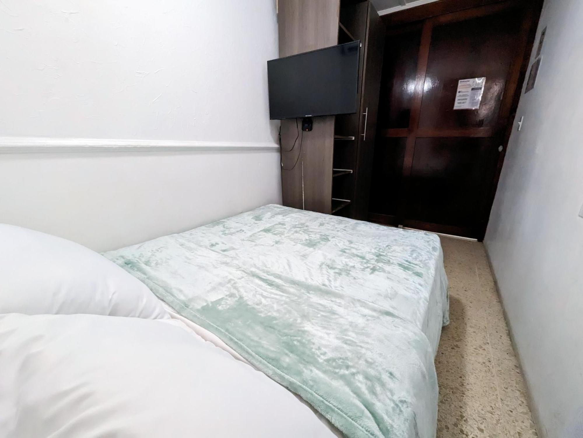 Pensión Con Turbo Wifi En Marbella
